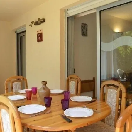 Cap D'agde, 3 Pieces, 5 Personnes - Fr-1-249-299 * Agde